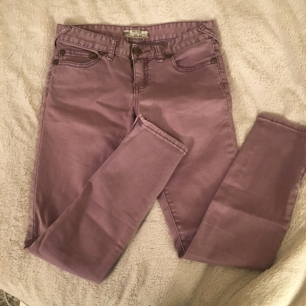 Free People light purple size 24 mid rise jeans